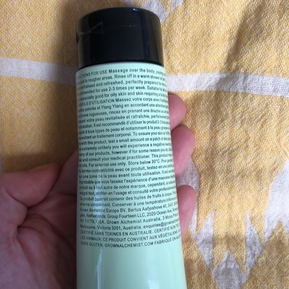 Grown Alchemist Purifying Body Exfoliant with Pearl, Peppermint&YlangYlang 170ml - Picture 2 of 7